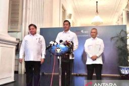 Kemarin ekonomi, harga tiket pesawat turun hingga transformasi Bulog