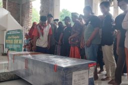 Lima jenazah PMI akibat kecelakaan di Malaysia tiba di Lombok