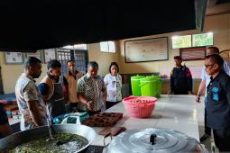 Ditjenpas tinjau kualitas pelayanan kesehatan dan makanan Lapas Ambon