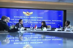 Menkomdigi  bahas kerja sama pengembangan pusat data dengan Finlandia