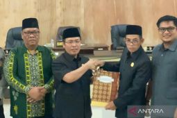 DPRD-Pemkab Mukomuko tetapkan APBD 2025 sebesar Rp1 triliun