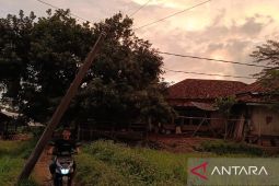 PLN berikan layanan cepat selama tanggap darurat pergerakan tanah di 2 kecamatan