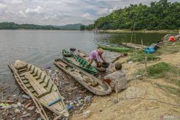 Penyedotan sedimentasi Bendungan Waduk Pacal di Bojonegoro