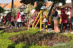 Pemkot Surabaya siapkan ruang bermain di taman kota