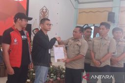 KPU tetapkan Jaya-Efrensia pemenang Pilkada Gumas 2024