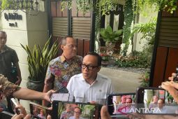 Wamenaker berharap  tak ada badai PHK