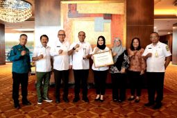 Pemkab Langkat terima penghargaan akses keuangan terbaik 2024