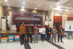 KPU Bengkayang tetapkan Darwis-Rizal menang  dari kotak kosong