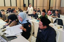 Bawaslu Blitar temukan selisih data surat suara di 19 kecamatan