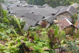 52 kepala keluarga di Neglasari Lebak terdampak pergerakan tanah