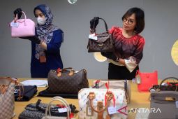 Lesca Gadai Premier beri tips gadaikan tas mewah