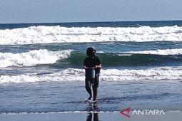 BMKG imbau masyarakat waspadai gelombang tinggi di laut selatan Jabar-DIY