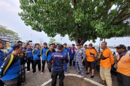 Kapal kayu bawa penumpang tenggelam saat perjalanan Madura-Situbondo