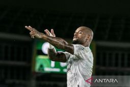 Liga 1 Indonesia: Persebaya diimbangi Semen Padang, Persib kalahkan Barito Putera