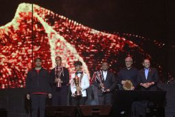 Sean Gelael raih award dari IMI, Ricardo Lifetime Achievement
