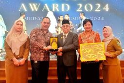 Pemkab Simalungun raih penghargaan Informatif Award 2024