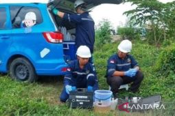 Pemkab Bekasi uji secara berkala kualitas air sungai kendalikan pencemaran