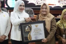 Kalsel kemarin dari pelayanan publik hingga proyek revitalisasi