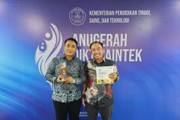 UM Surabaya sukses raih penghargaan Anugerah Diktiristek 2024