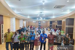 Dispora Pegunungan Arfak sosialisasikan PMM dan e-kinerja bagi guru