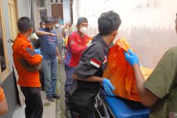 Satu keluarga di Tangerang Selatan tewas bunuh diri