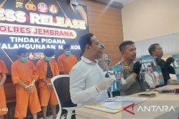 Polres Jembrana tangkap pasutri pengedar belasan paket sabu-sabu