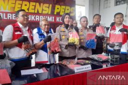 Polisi Sukabumi ungkap pengoplosan elpiji subsidi beromzet miliaran rupiah