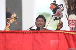 Pagelaran wayang krucil khas Jawa Timur