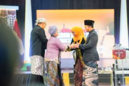 Luluk Nur Hamidah ucapkan selamat untuk kemenangan Khofifah dan Emil