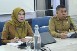 Disbun Kaltim  arahkan pekebun tanam kelapa tapisan untuk peremajaan