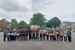 Pemkab Belitung berikan penghargaan kepada ASN purnabakti