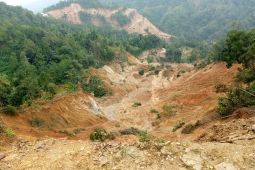 Ada 261 jiwa korban pergerakan tanah di Lebak masih tinggal di pengungsian