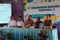 Kolaborasi PTPN IV Regional V dan BNN "Goes To School"