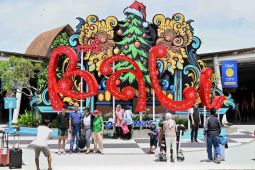 Minister inspects Ngurah Rai airport's readiness for year-end holidays