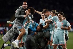 Menang dramatis 2-1, Atletico Madrid geser Barcelona dari puncak klasemen Liga Spanyol