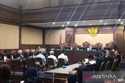 Hakim nilai tuntutan 12 tahun penjara Harvey Moeis terlalu berat