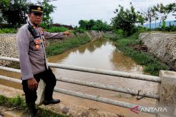 Banjir bandang Situbondo terjadi lantaran sungai tidak berfungsi semestinya