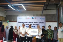 PLN Sulselrabar menggelar "training digital marketing" bagi disabilitas