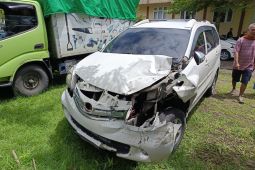 Polisi datangi tempat kecelakaan beruntun