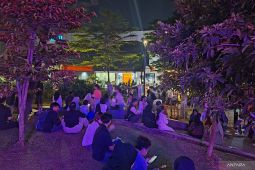 Tim kesehatan siaga di Blok M dan Ragunan pada malam pergantian tahun