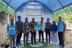 PLN Sulselrabar melakukan Program TJSL pengembangan furniture daur ulang