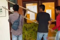 LSM dan Honorer PPPK di Bima polisikan Panselda dan Sekda