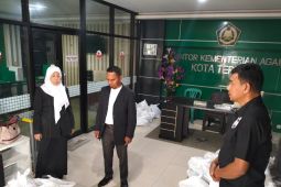 Kemenag Ternate salurkan bantuan untuk  eks napiter