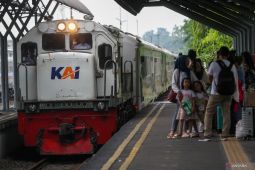 Daop 8 umumkan 5 perjalanan KA jarak jauh baru sesuai Gapeka 2025