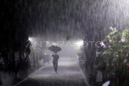 BMKG prakirakan potensi hujan di Denpasar dan sebagian besar kota