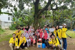 Mahasiswa UI adakan aksi peduli lingkungan di Depok