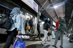Perjalanan KA Argo Merbabu  relasi Semarang-Jakarta bertambah jadi tiga kali sehari