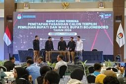 KPU tetapkan pasangan Wahono-Nurul sebagai pemenang Pilkada Bojonegoro 2024