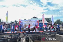 Pemkot Banjarmasin berpartisipasi tebar puluhan ribu bibit ikan