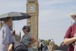 London berencana persenjatai polisi reguler